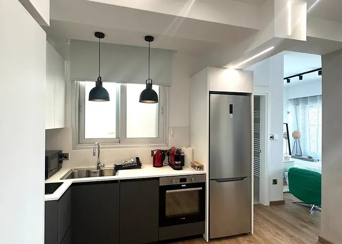 Zeus Downtown Hub With Panoramic View Daire *