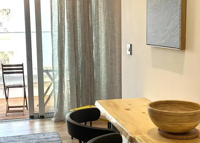 Daire Zeus Downtown Hub With Panoramic View *