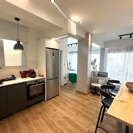 Zeus Downtown Hub With Panoramic View * 尼科西亚