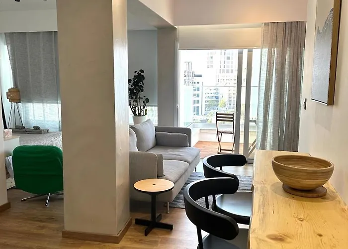 Zeus Downtown Hub With Panoramic View